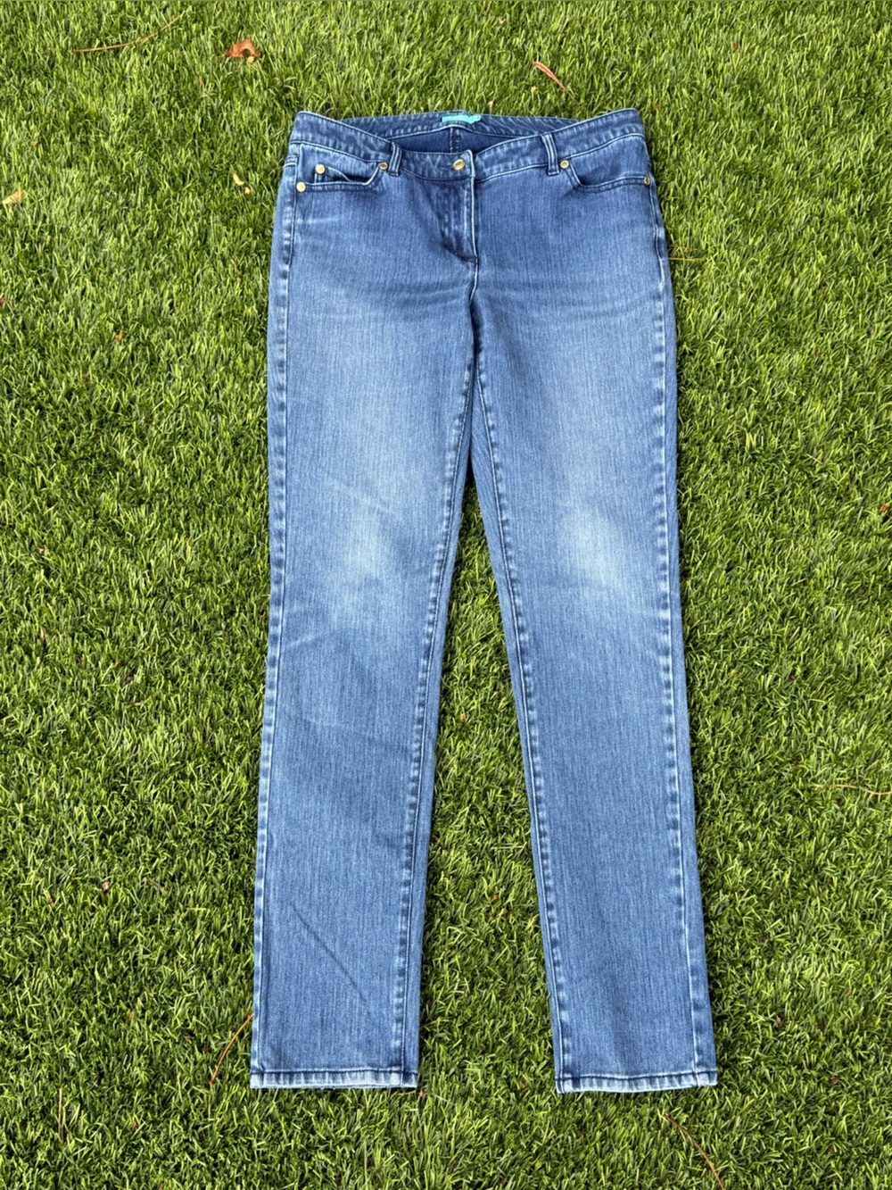 J McLaughlin lived-in "Lexi" straight leg jeans - Size 8
